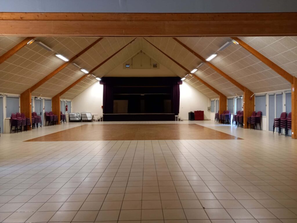 Photo de la salle Courtiaud à Gennes